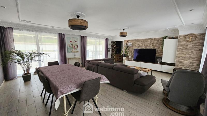 Maison - 195 m² - 6 pièces