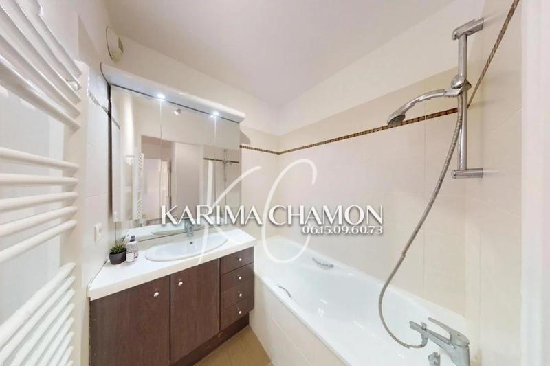 Appartement - 80 m² - 4 pièces