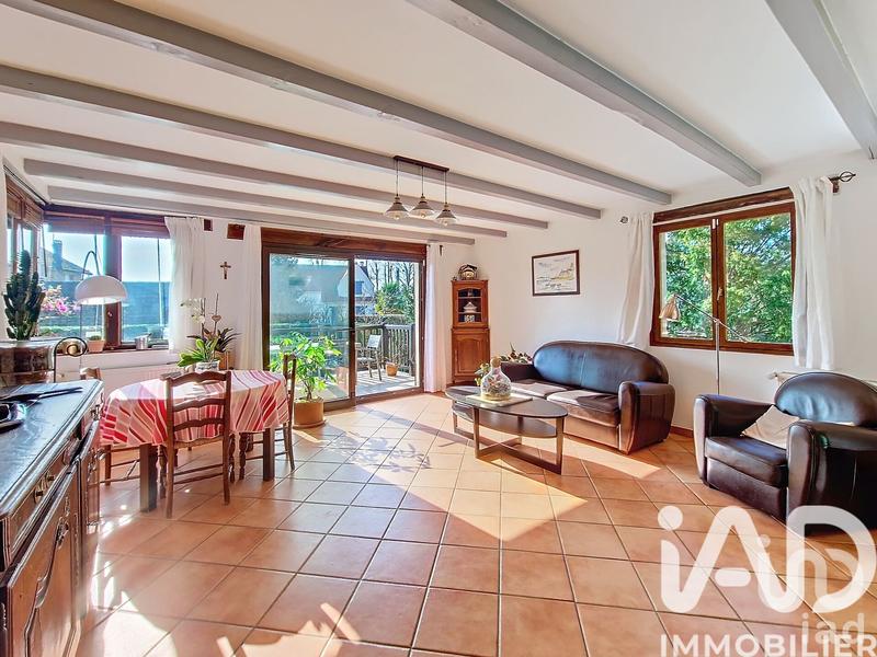 Maison - 137 m² - 6 pièces