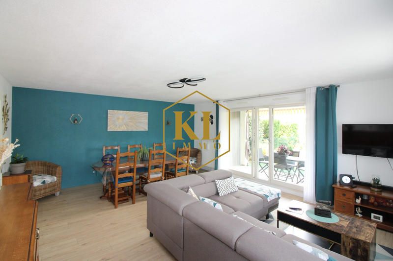 Appartement - 94 m² - 5 pièces