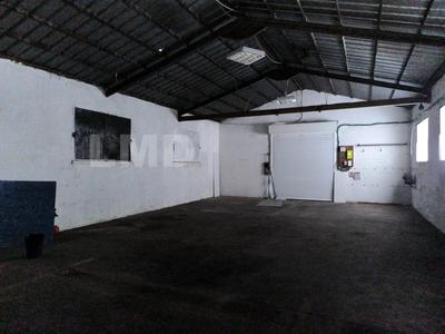 Local d'activités - 140 m² - 2 pièces