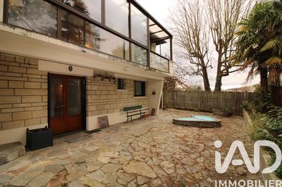 Maison - 122 m² - 5 pièces