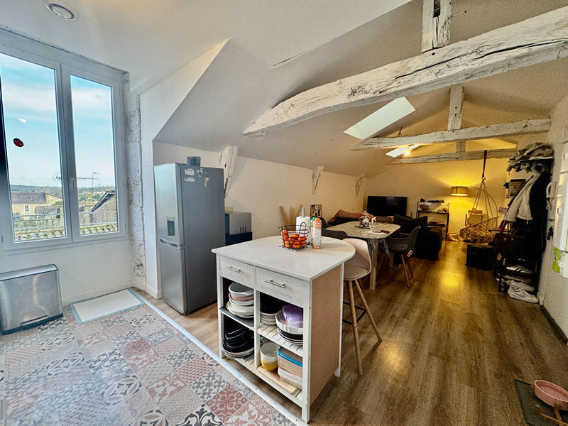 Maison - 567 m² - 22 pièces