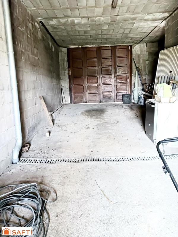 Maison - 205 m² - 6 pièces