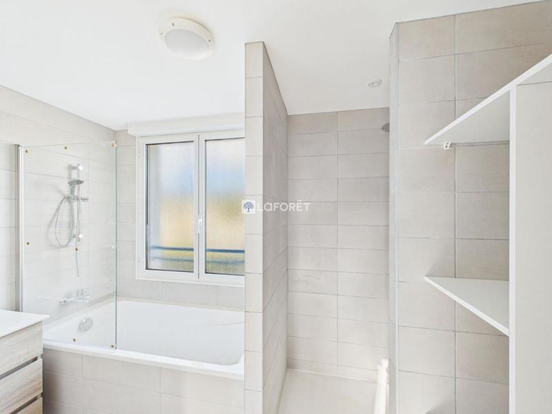 Appartement - 81 m² - 4 pièces