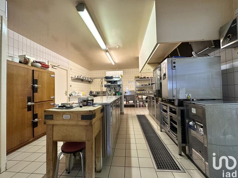 Local commercial - 759 m²