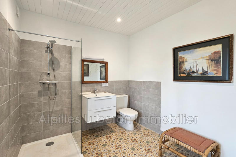 Mas - 200 m² - 6 pièces