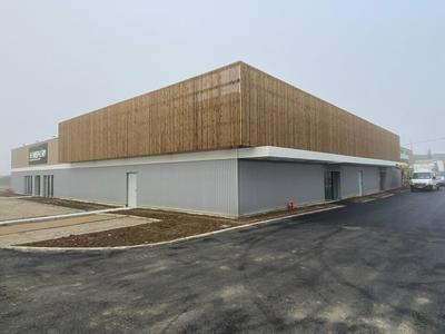 Local commercial - 310 m²