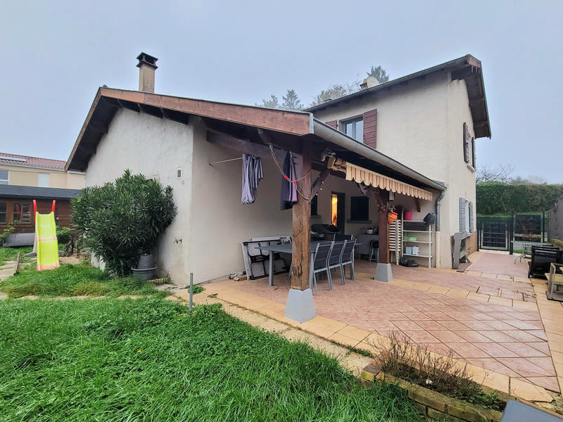 Maison - 138 m² - 7 pièces