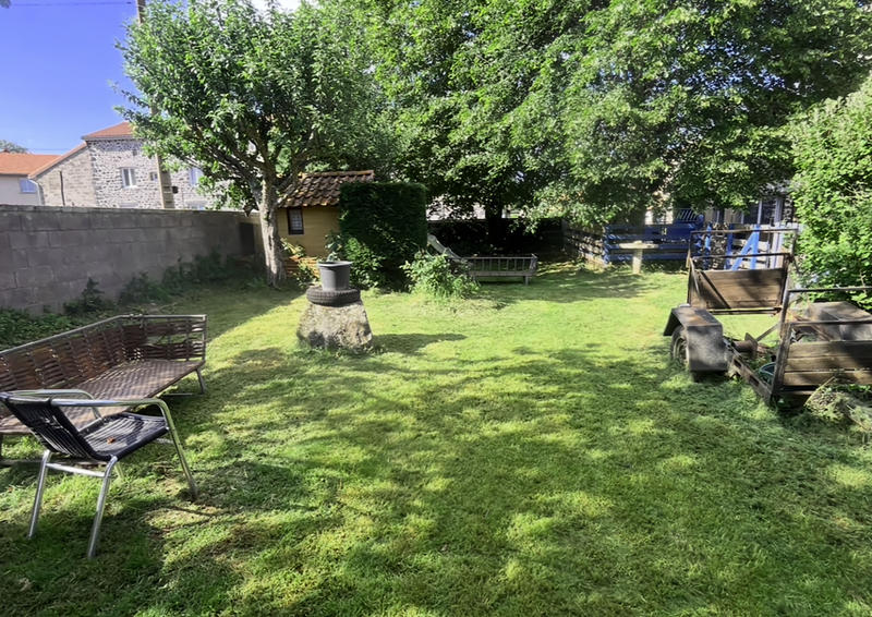 Maison - 642 m² - 30 pièces