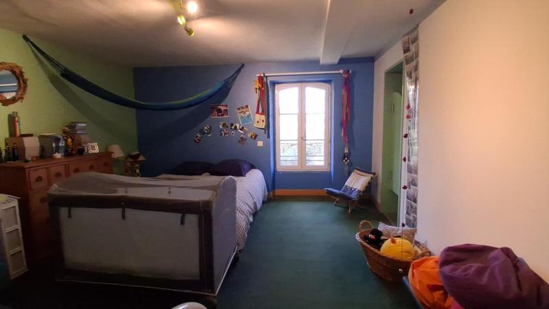 Maison - 343 m² - 9 pièces