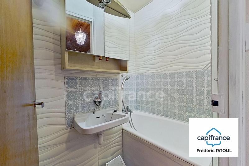 Maison - 151 m² - 7 pièces