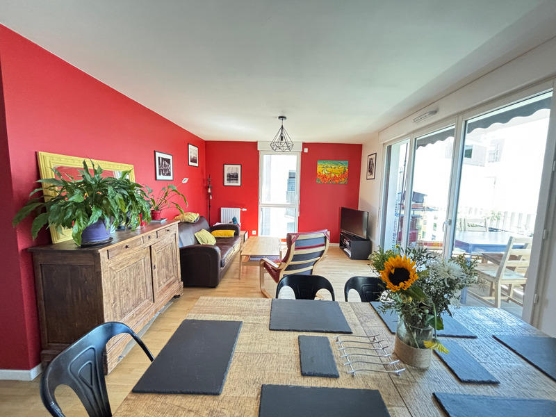 Appartement - 77 m² - 4 pièces