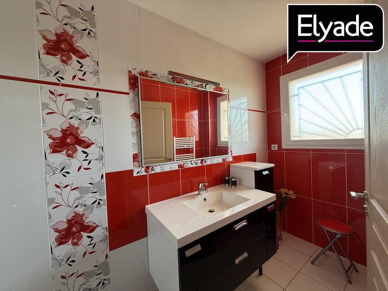 Maison - 255 m² - 4 pièces