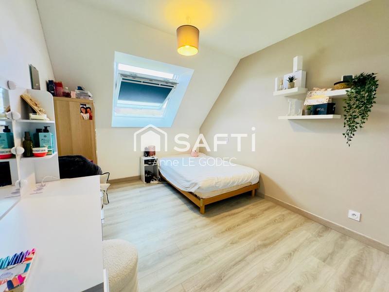 Maison - 96 m² - 5 pièces