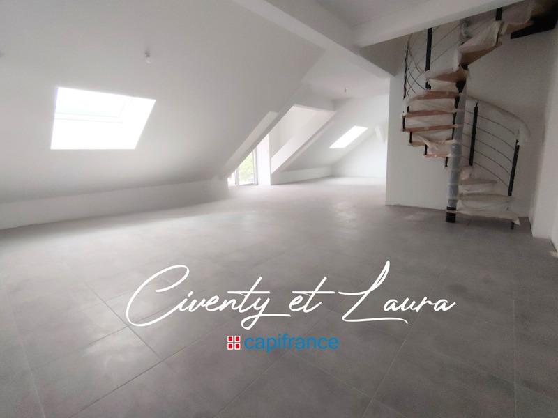 Duplex - 93 m² - 5 pièces