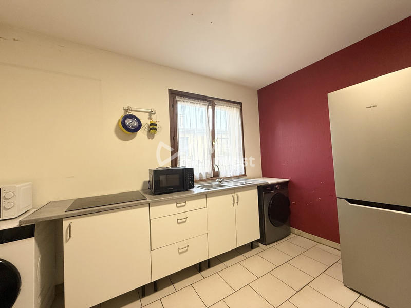 Bureau - 224 m² - 11 pièces