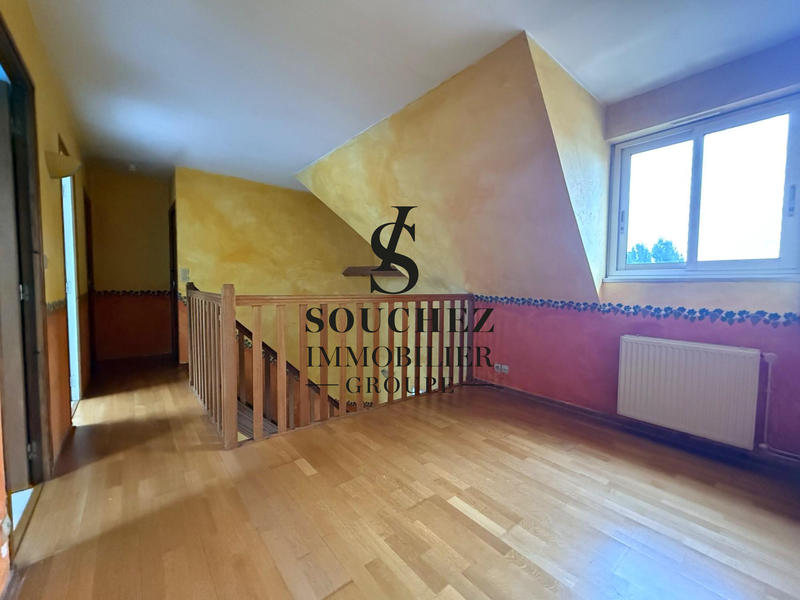 Maison - 143 m² - 8 pièces