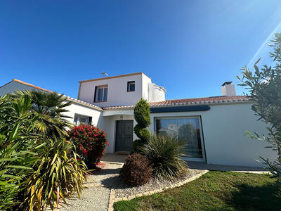 Maison - 145 m² - 5 pièces