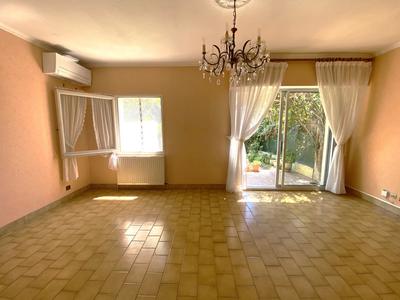 Maison - 74 m² - 4 pièces