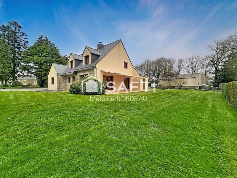 Maison - 203 m² - 6 pièces