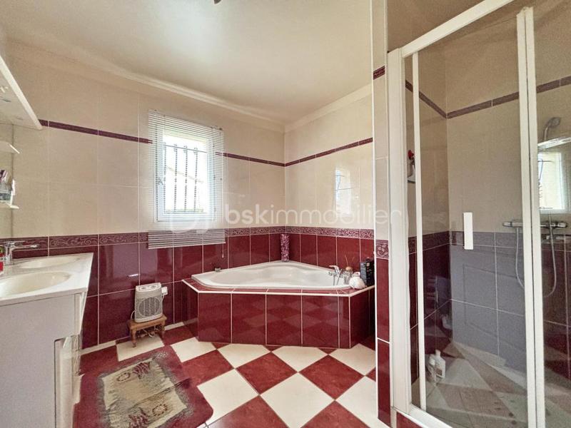 Pavillon - 116 m² - 4 pièces