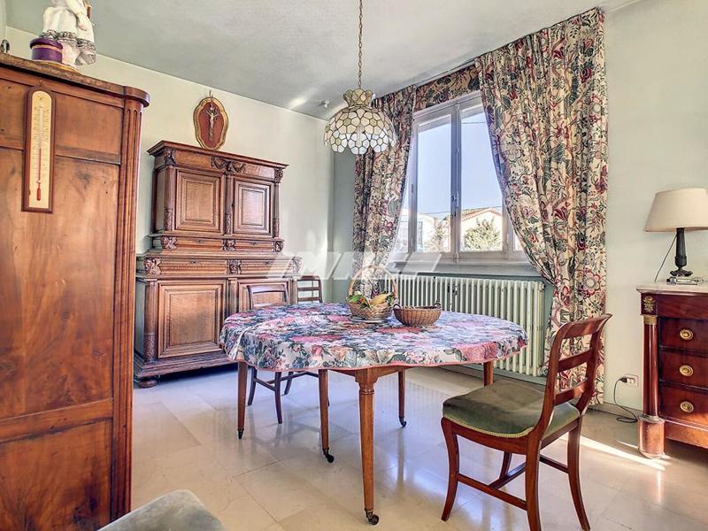 Maison - 200 m² - 7 pièces