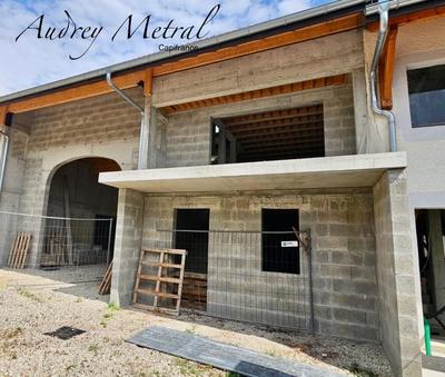 Maison - 108 m² - 3 pièces