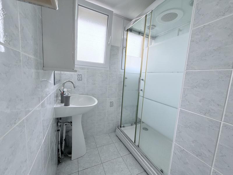 Maison - 98 m² - 5 pièces