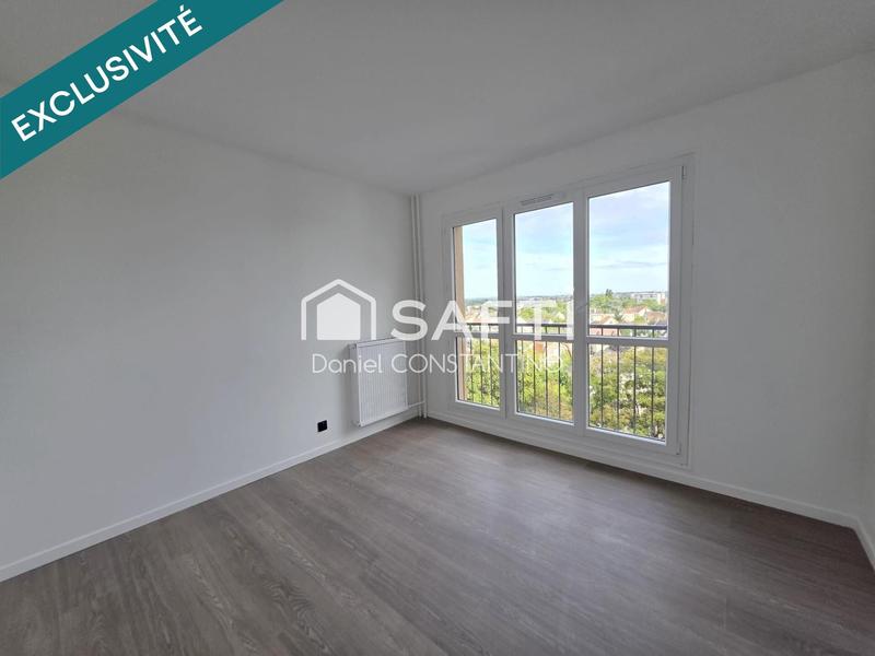 Appartement - 90 m² - 5 pièces