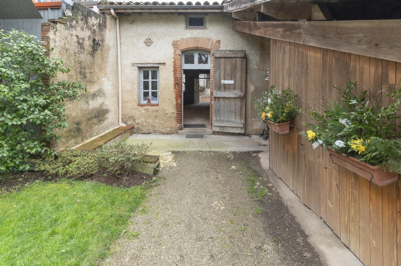 Maison - 225 m² - 7 pièces