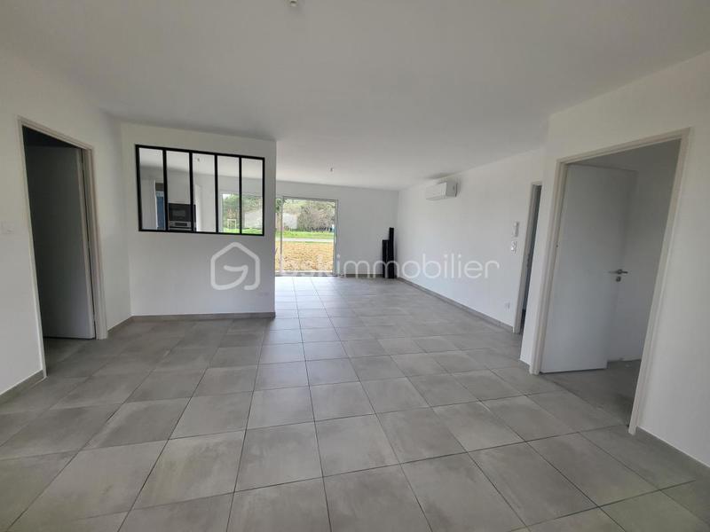 Maison - 102 m² - 4 pièces