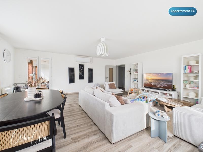 Immeuble - 320 m² - 11 pièces