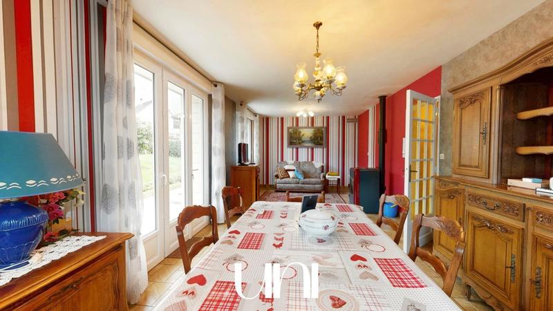 Maison - 147 m² - 6 pièces