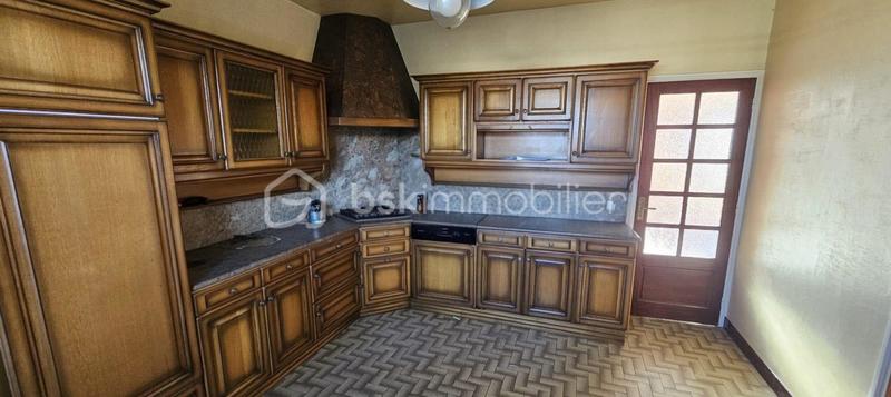 Maison - 143 m² - 7 pièces