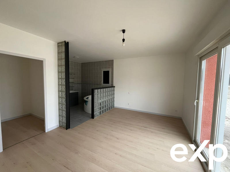 Maison - 180 m² - 6 pièces