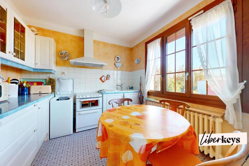 Maison - 152 m² - 6 pièces