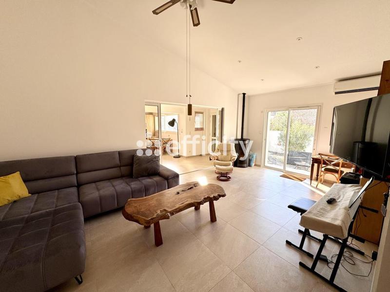 Maison - 151 m² - 5 pièces