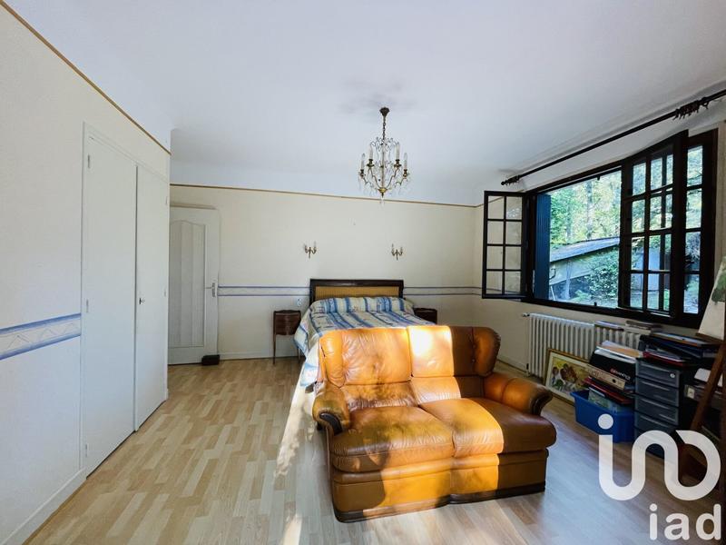 Maison - 230 m² - 6 pièces