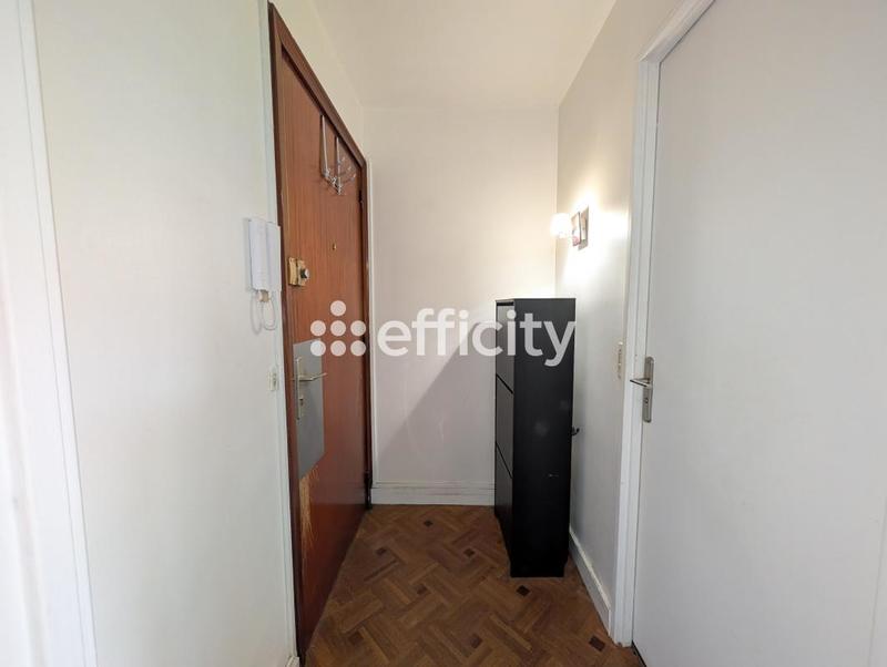 Appartement ancien - 25 m² - 1 pièce