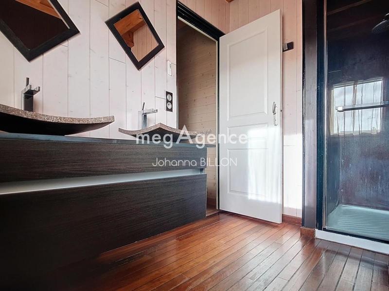 Maison - 172 m² - 7 pièces