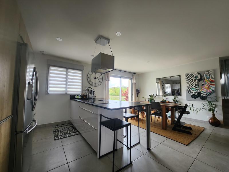 Maison - 152 m² - 7 pièces