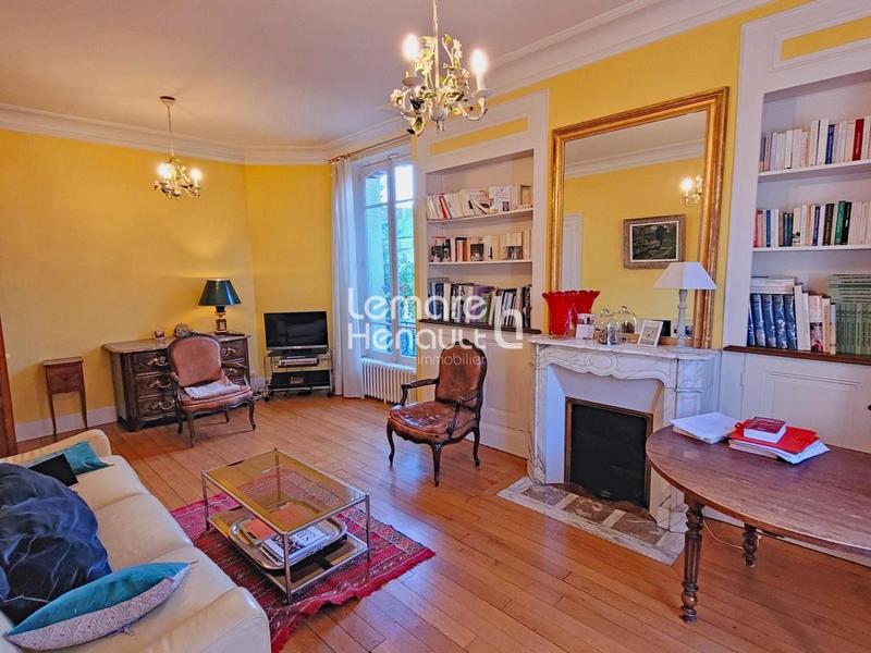 Maison de ville - 120 m² - 6 pièces