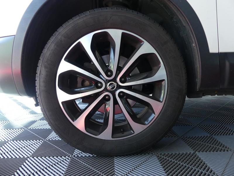 Nissan Qashqai 2014 - Diesel Boîte manuelle (2) 1.5 Dci 110 Fap Connect Edition