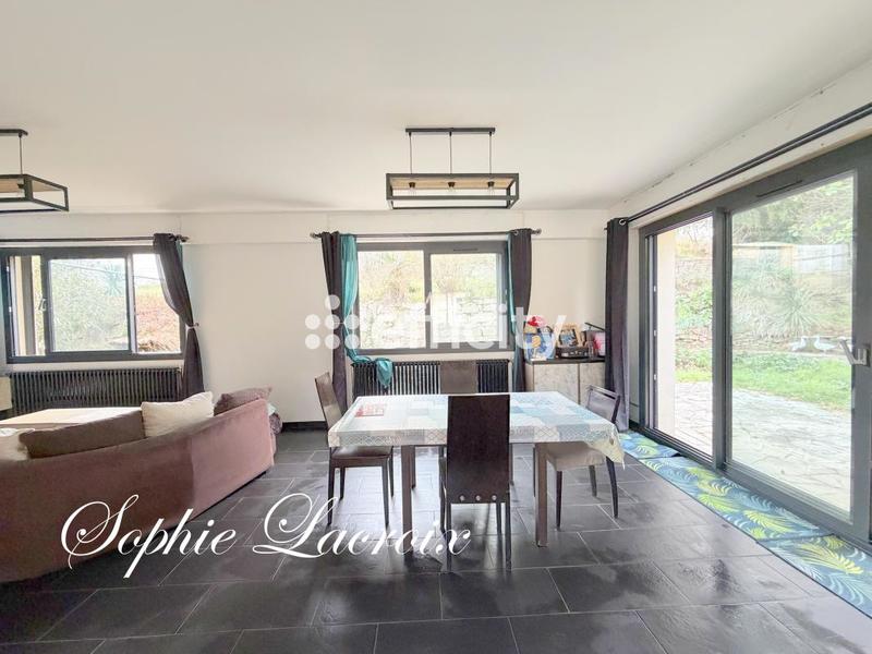 Villa - 173 m² - 7 pièces