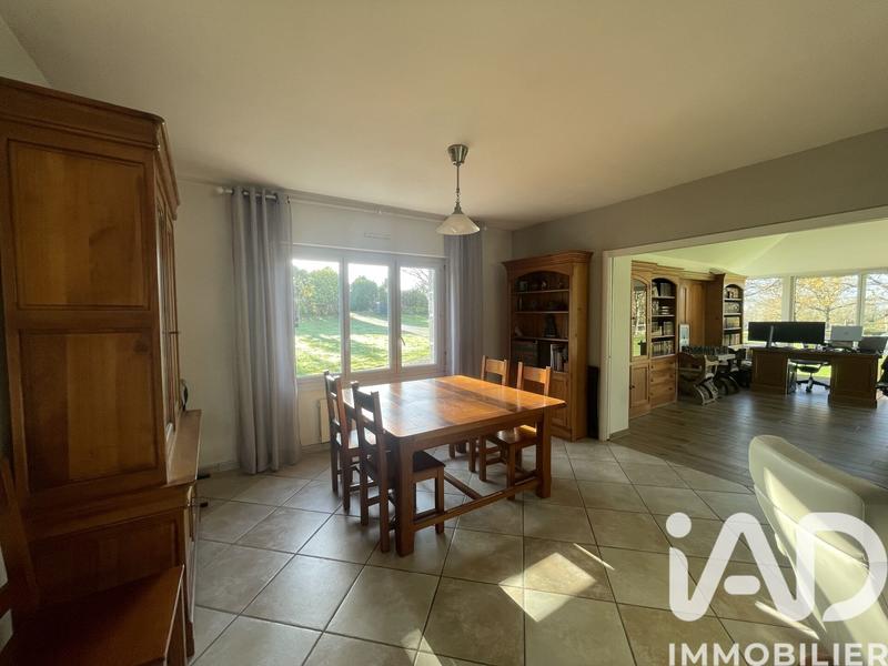 Maison - 197 m² - 8 pièces