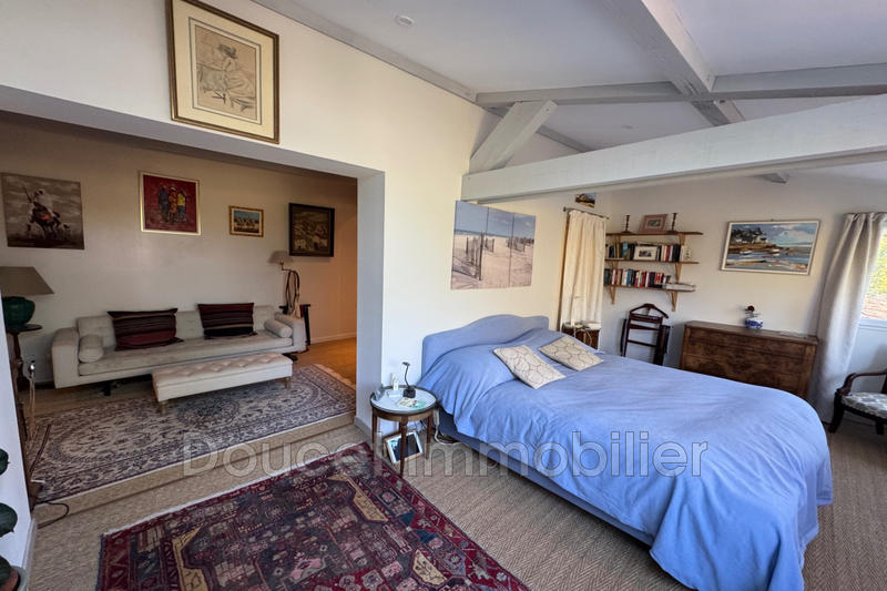 Maison - 430 m² - 15 pièces