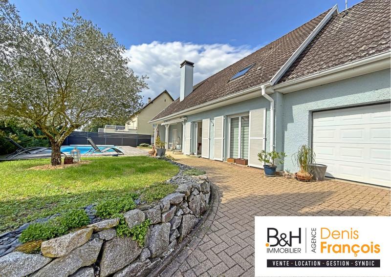 Maison - 185 m² - 7 pièces