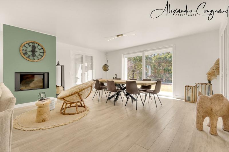 Maison d'architecte - 309 m² - 8 pièces