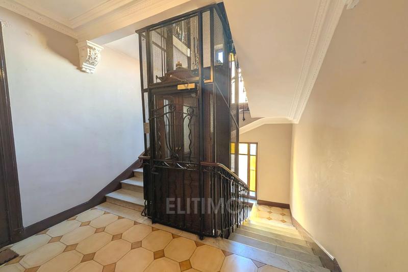 Appartement - 95 m² - 4 pièces